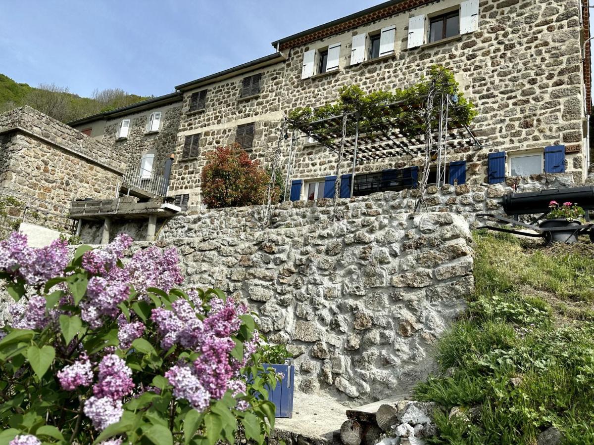 Gite De Noe Au Ray-Pic Pereyres 外观 照片